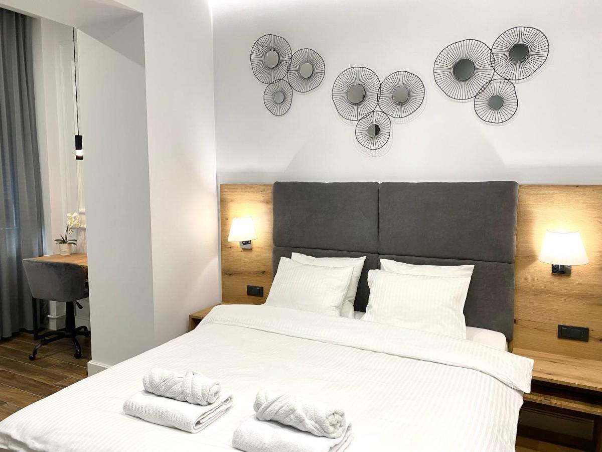 Moni Downtown Luxury Apartments ベオグラード エクステリア 写真