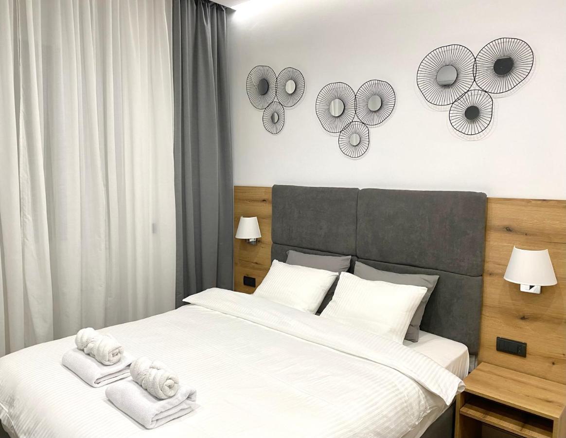 Moni Downtown Luxury Apartments ベオグラード エクステリア 写真