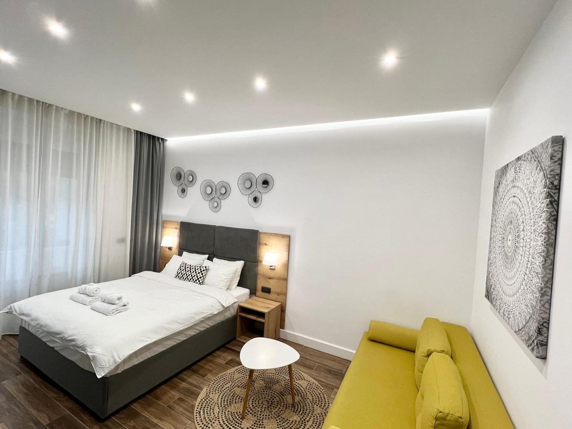 Moni Downtown Luxury Apartments ベオグラード エクステリア 写真